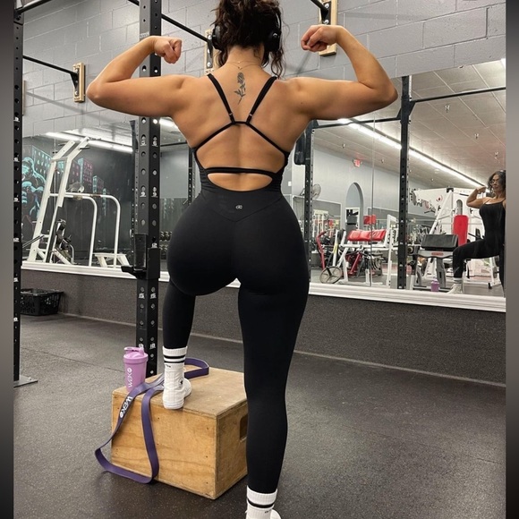 WBK WORKOUTS BY KATYA CATSUIT - Picture 4 of 7